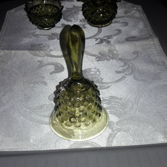 Vintage Fenton Glassware - Picture 3 of 6